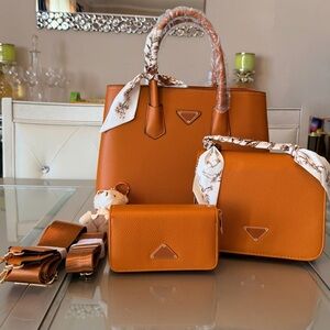 Chic Brown Women's Tote Bag Set